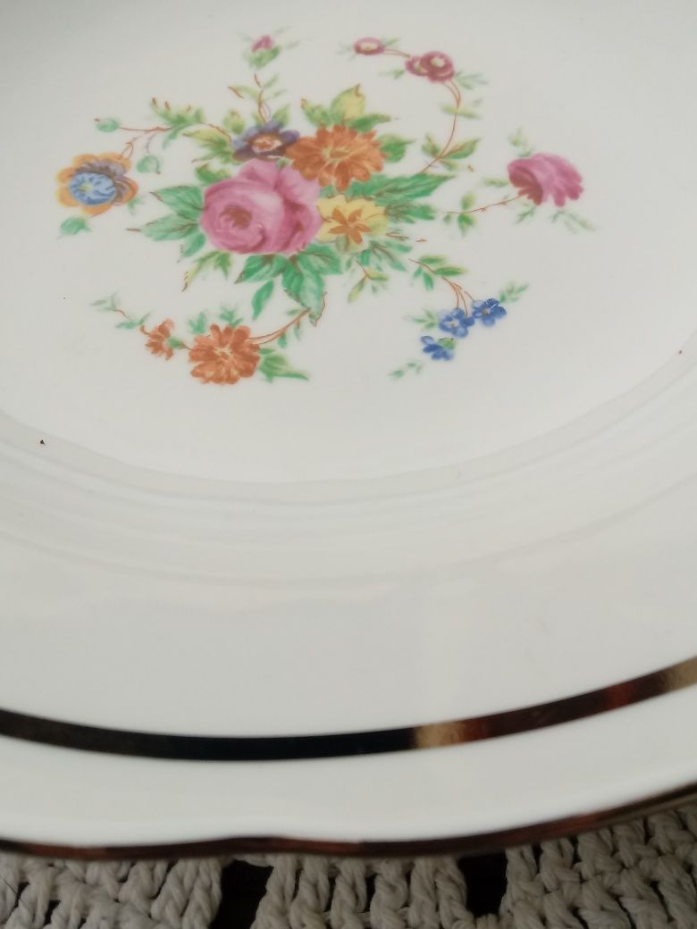 Talerze głębokie porcelana biel jak nowe 7szt,sielski wzór Ćmielów PRL