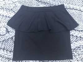 Spódnica mini czarna baskina S