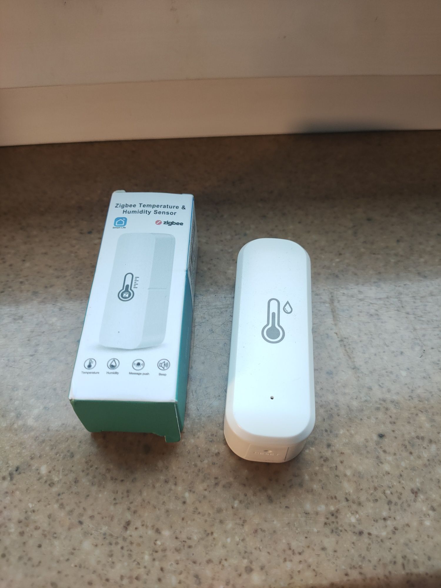 smart termometr zigbee tuya
