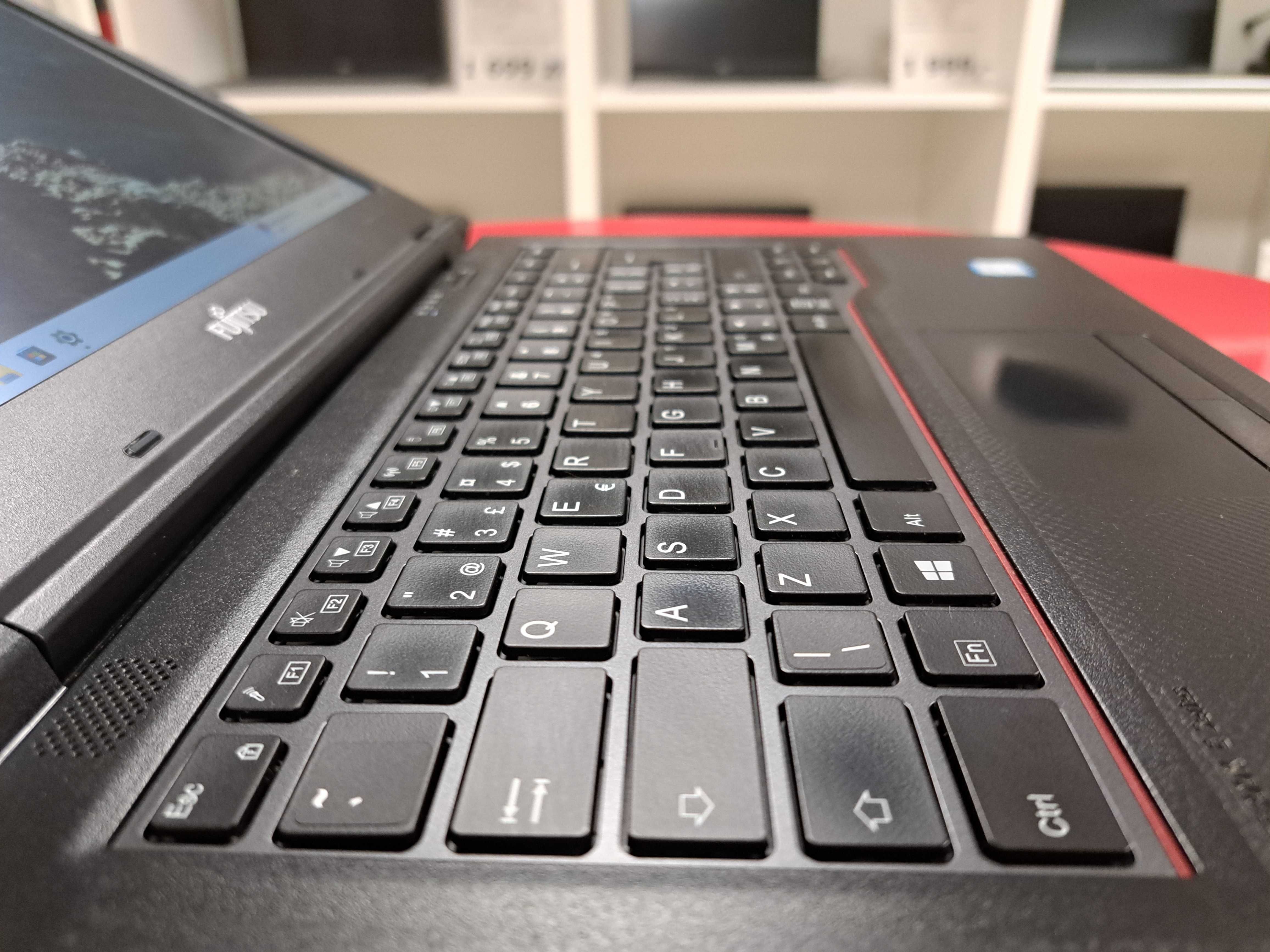 Laptop 14" Fujitsu LifeBook E449 i5-8gen 16GB Win11 256SSD Kamera FHD