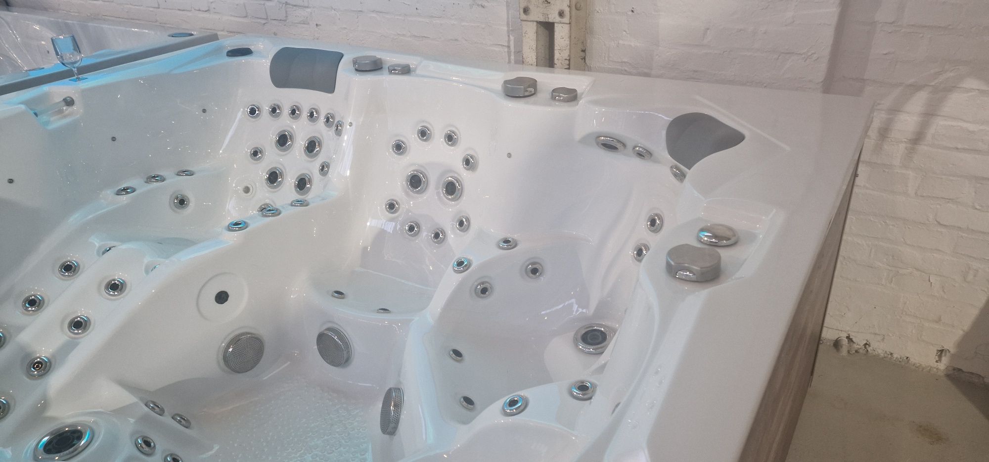 Jacuzzi ogrodowe infinitas MB 500 €19900€