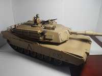 Танк US M1A2 Abrams 1:24