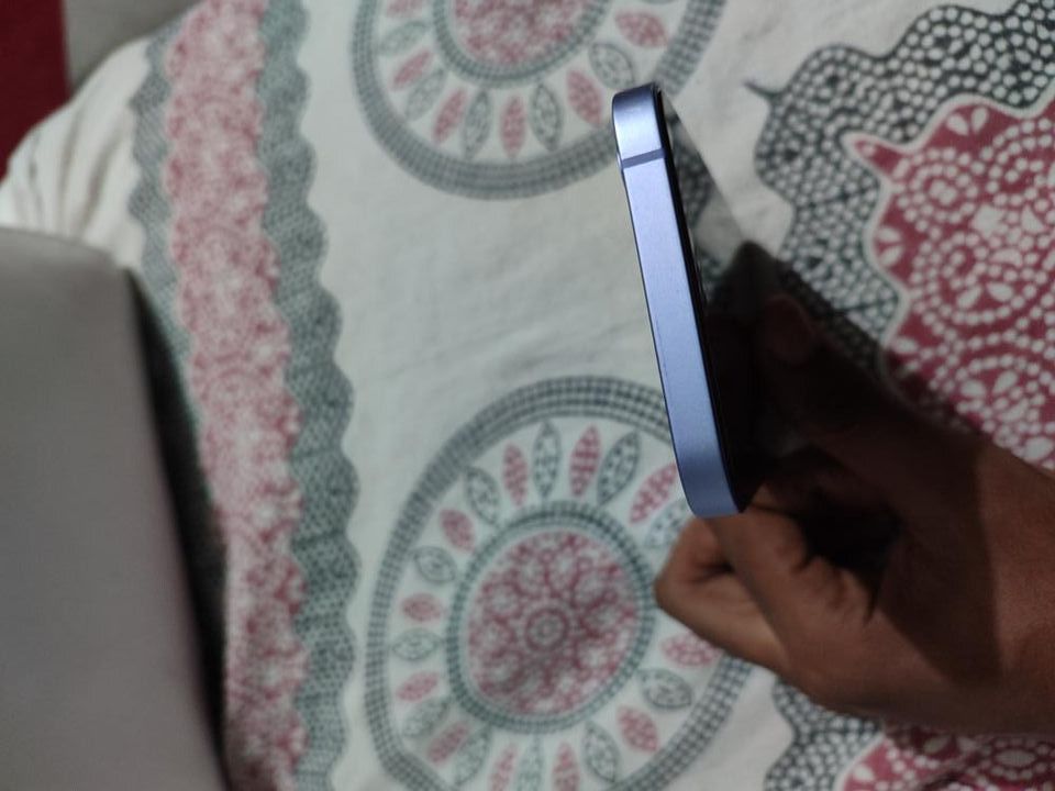 iPhone 12 128G.