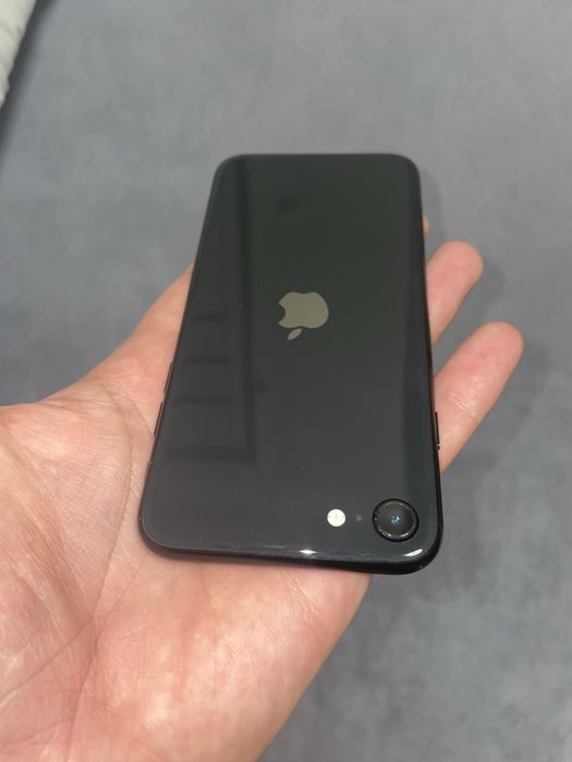 iPhone SE 2020 64g + Коробка