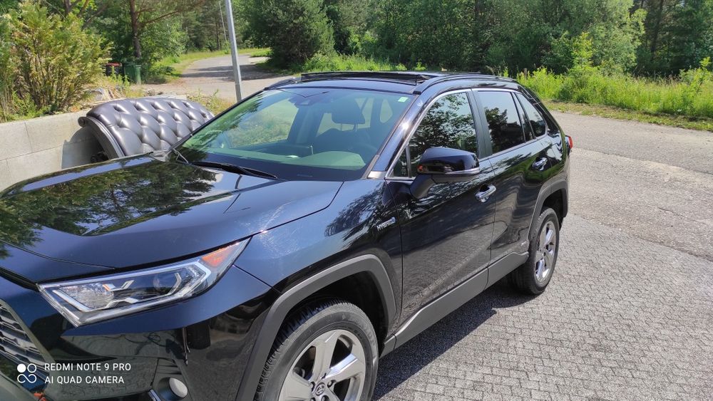 Sprzedam Toyota RAV4 hybrid4*4,automat ,wersja limitowana