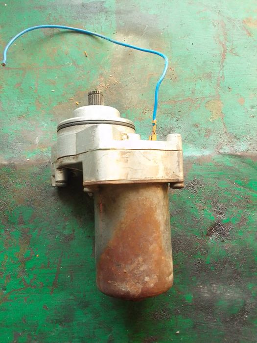 Продам б/у стартер