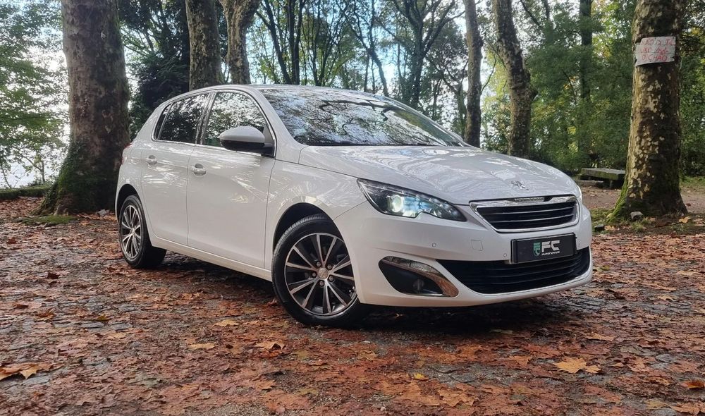 Peugeot 308 1.2 PureTech Allure Full LED