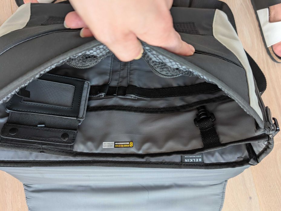 Torba na laptopa Belkin NE