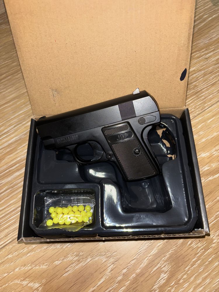 Pistola Airsoft Vigor G9 Full Metal – 6mm, 200 FPS