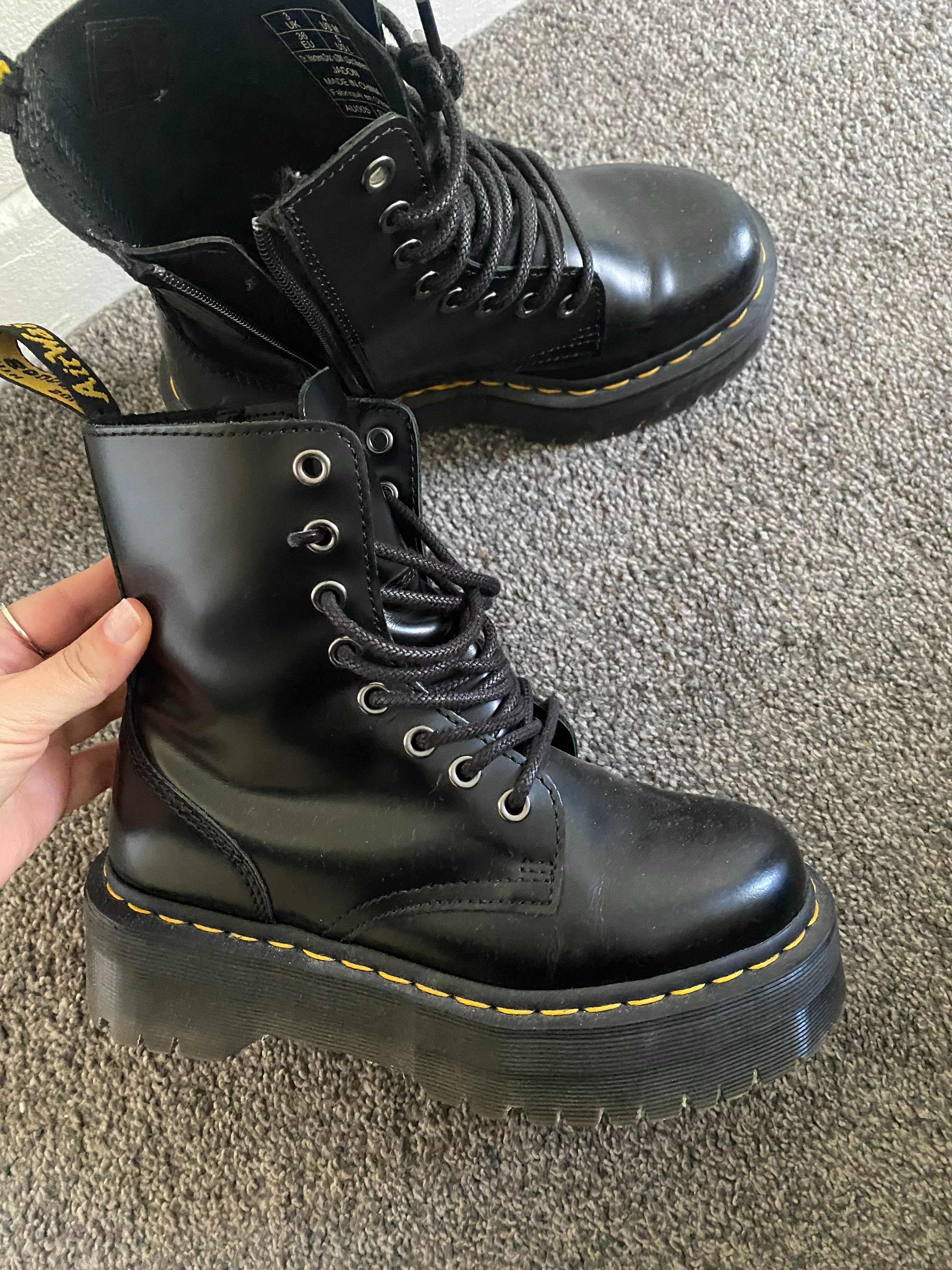 Botas Dr Martens plataforma Jadon 8 smooth black leather