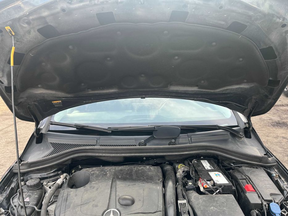 Wygłuszenie maski Mercedes W246 B klasa