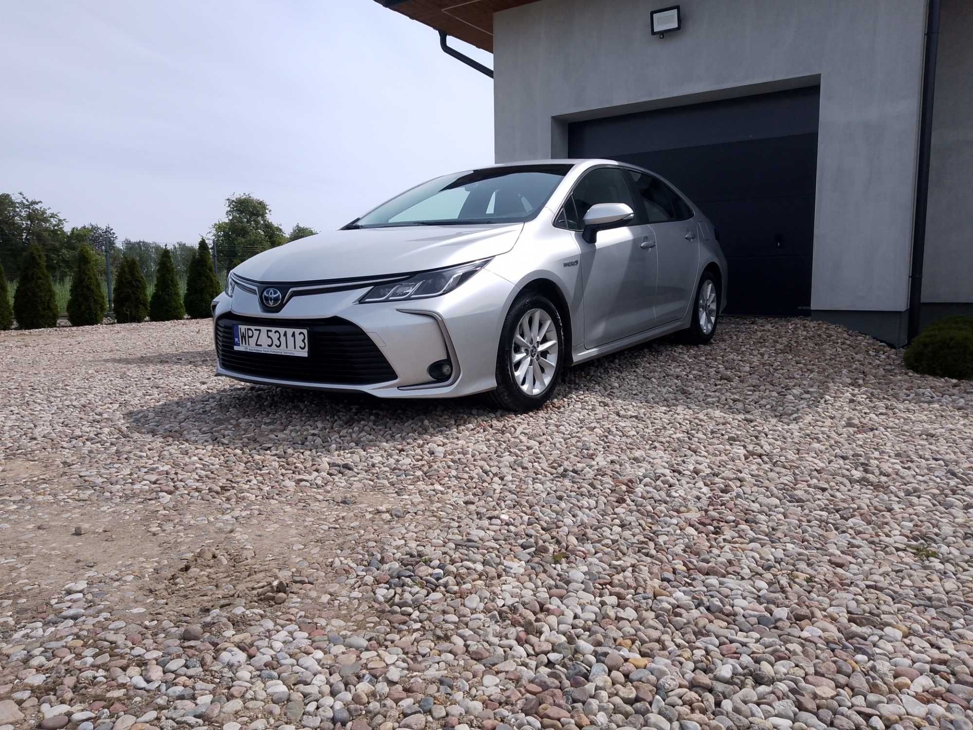 *Toyota Corolla* 2021* Perfekcyjny stan * 50 tyś przebiegu* Hybryda