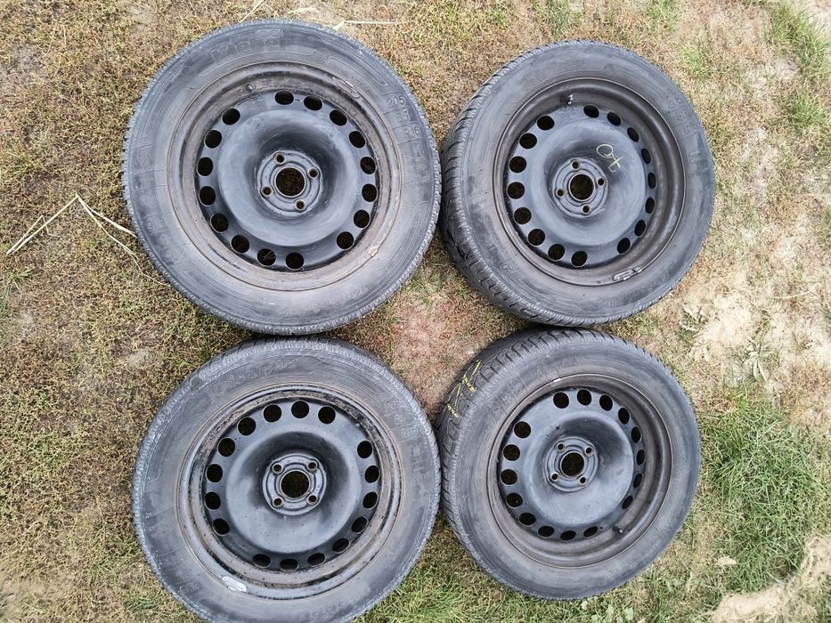 Opony zimowe felgi stalowe  205/55/R16