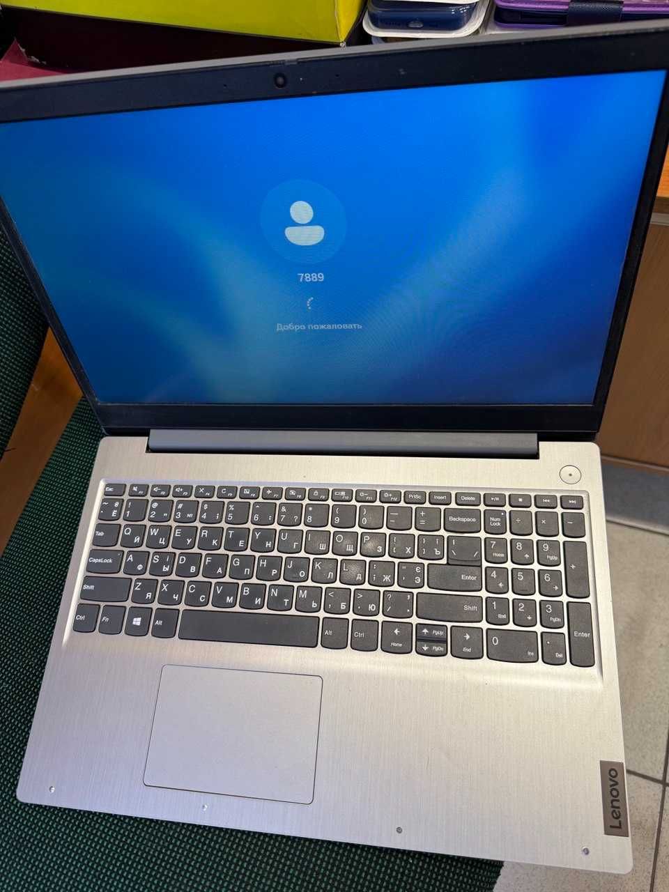 Ноутбук Lenovo IdeaPad 3 15iML05. Windows 11. Б/в