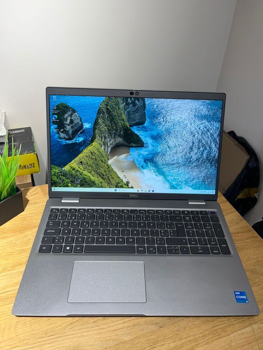 Laptop Dell Latitude 5520 i5-1135G7 8GB/256GB SSD Klasa A-