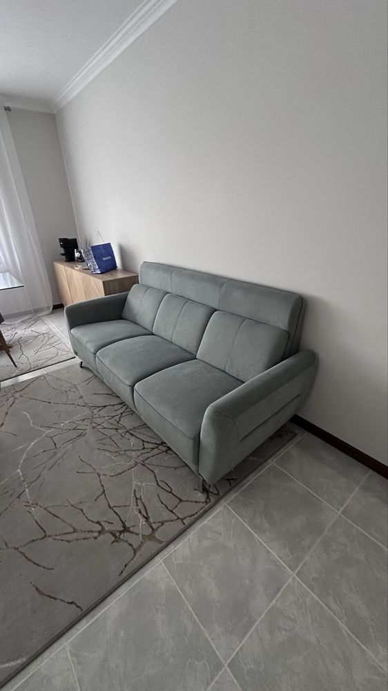 Sofá 3 lugares JOM