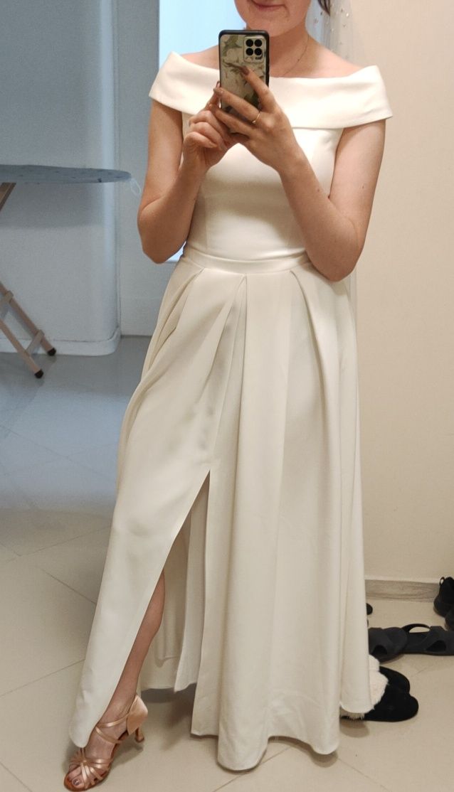 Biała sukienka suknia ślubna M/L