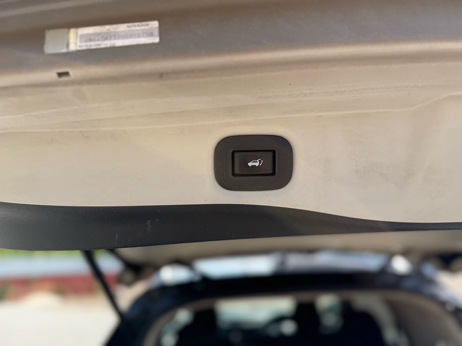 Разборка Nissan X trail t32 Rogue шрот запчастини б у розбірка т32 рог