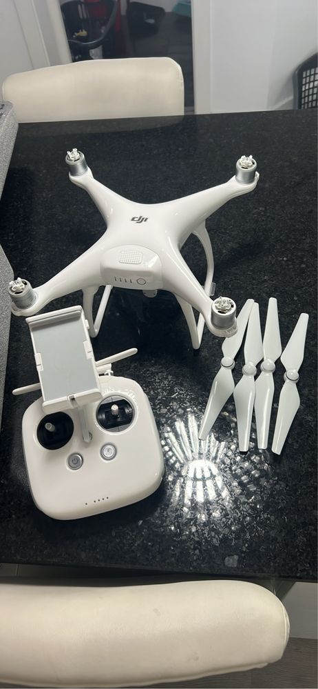 Drone phantom 4