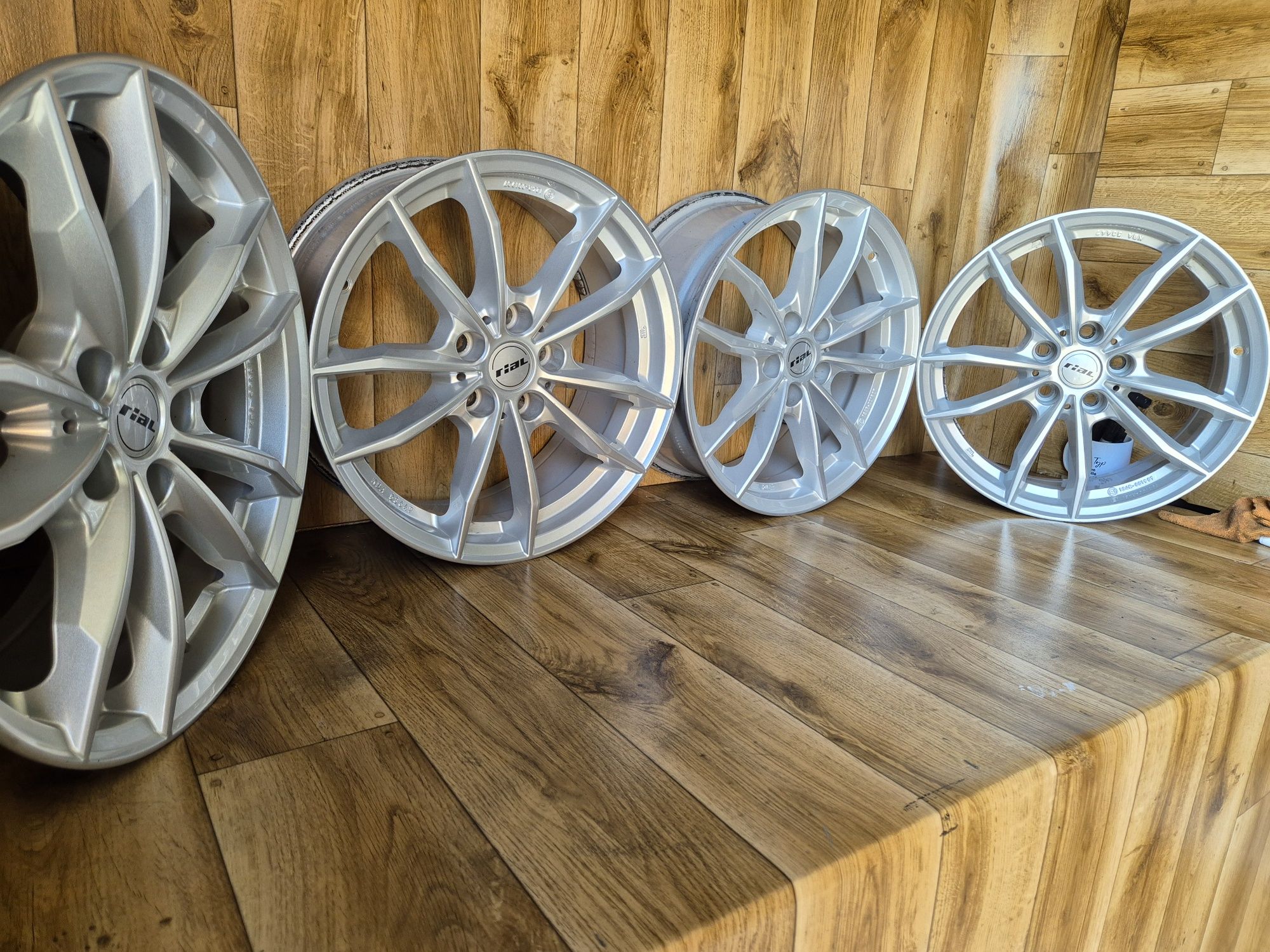 Alufelgi Rial 17 cali 5x112 et30 7,5j stan bdb Audi VW Seat skoda merc
