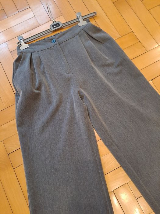 Spodnie z szeroką  nogawką włoskie