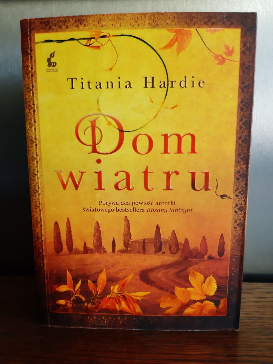 Dom wiatru - Titania Hardie