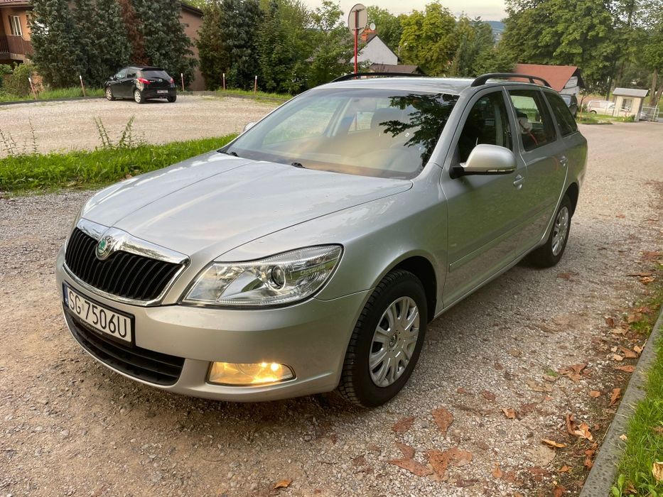 Tani Wynajem dlugoterminowy samochodów wypożyczalnia za granice busow