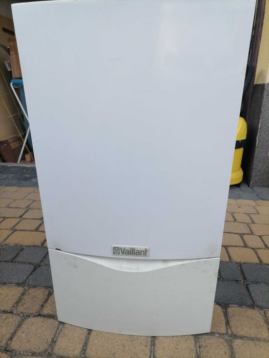 Piec gazowy kocioł dwufunkcyjny Vaillant VUW PL 240/2-3 R1