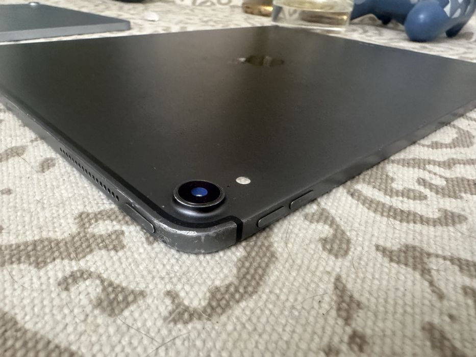iPad Pro 12.9 256гб 3Generation wi-fi+LTE 120гц