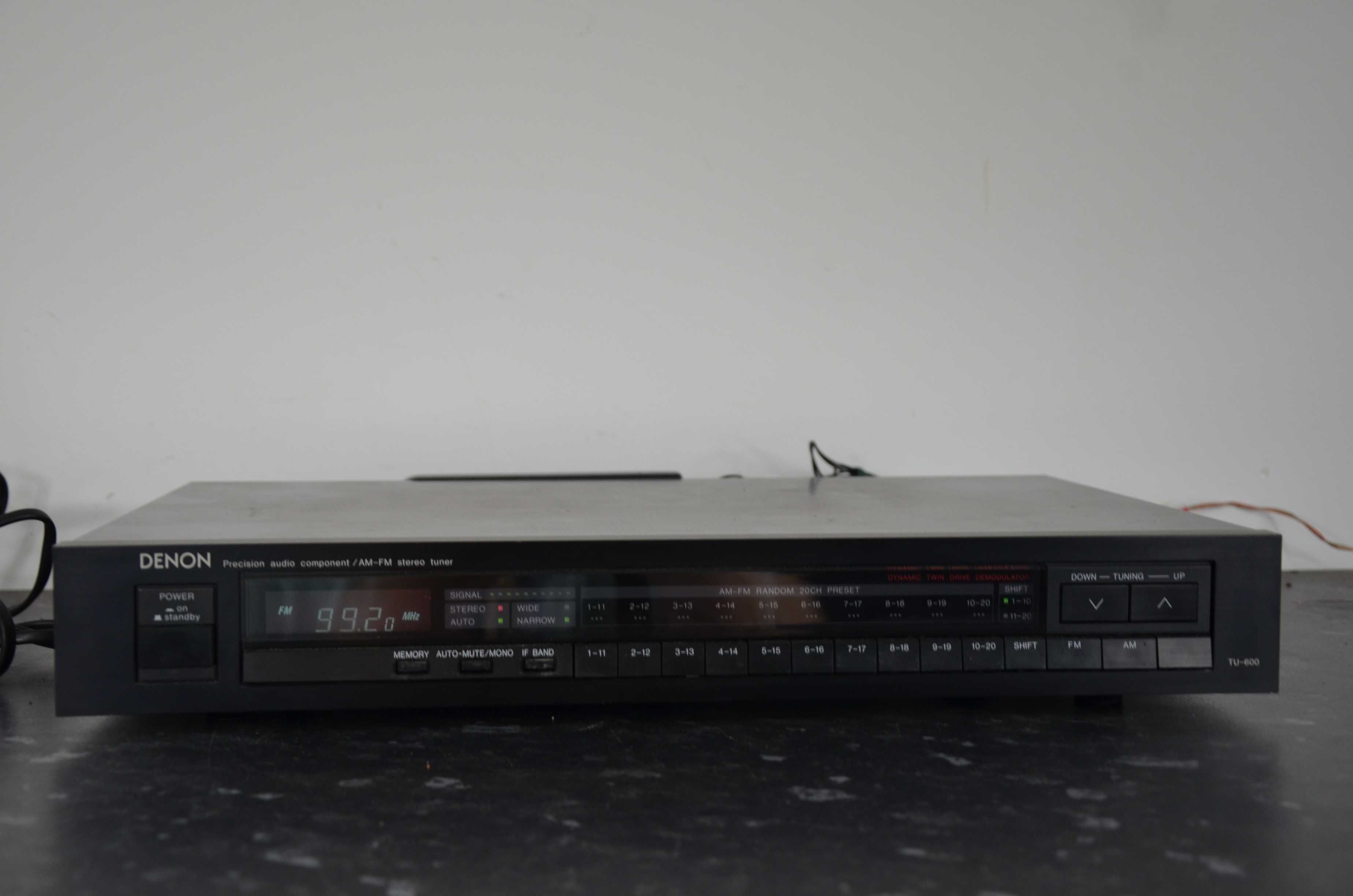 Tuner radiowy cyfrowy Denon TU-600 czarny