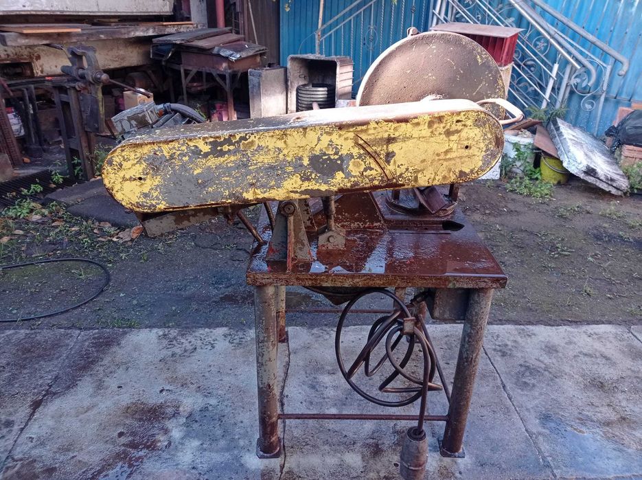 Piła tarczowa do cięcia stali