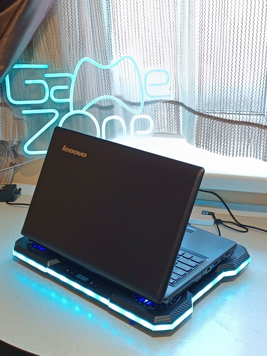 Ігровий ноутбук Lenovo G580 / GeForce GT 635M 2GB /  SSD+HDD