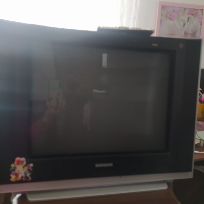 Телевізор SAMSUNG в робочому стані