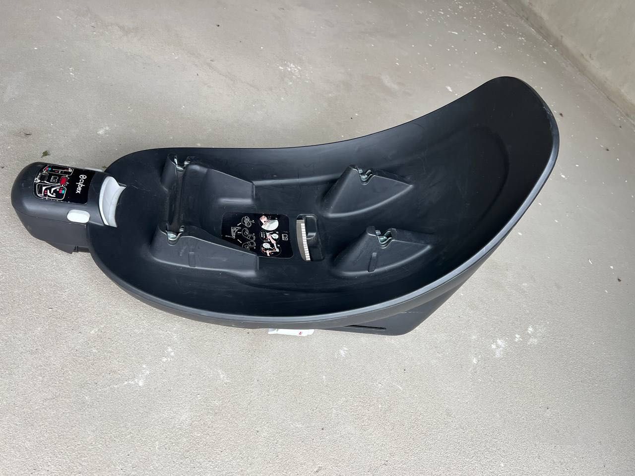Автокрісло Cybex Aton M + ISOFIX база Cybex Sirona