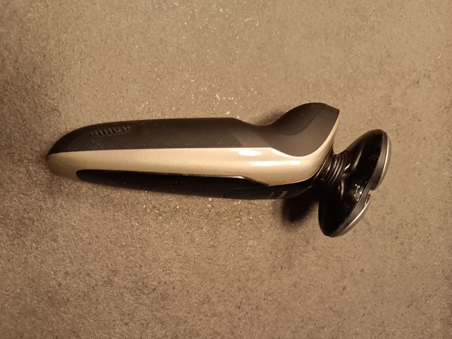 Golarka Philips seria 9000 model 9041