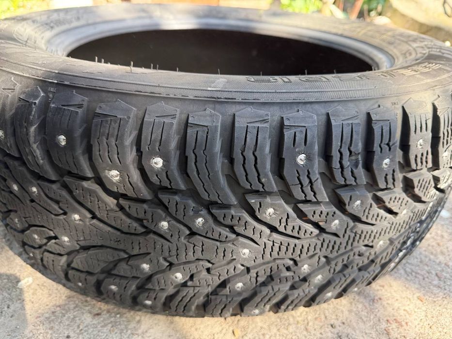 Зимня шипована гума Nokian Hakkapelitta 9 235/55 R18