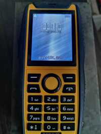 Телефон влагопылезащищенный противоударный Rugged IP68 Bluetooth FM SD