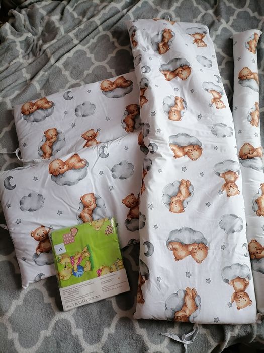 Бортики на ліжечко