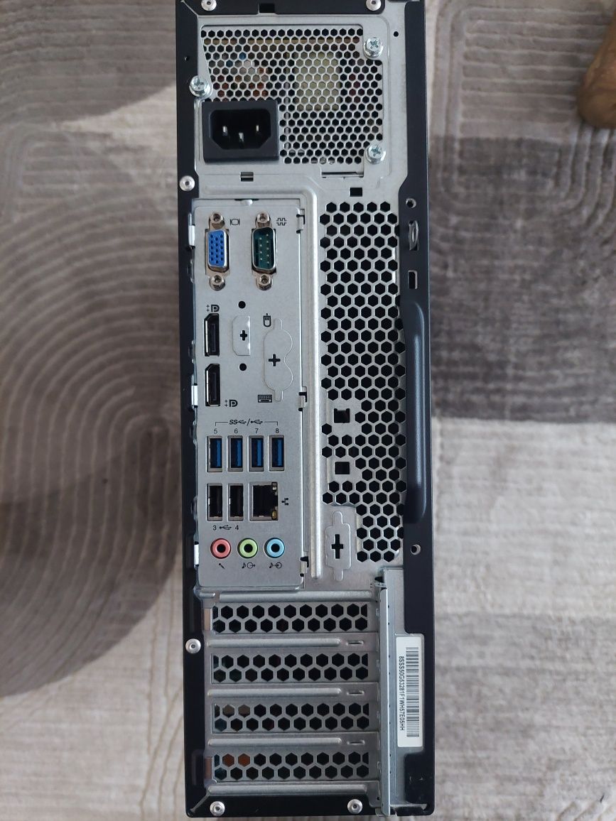 Komputer stacjonarny ThinkCentre m93p
