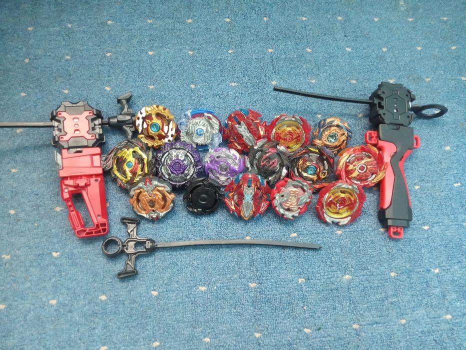 Бейблейди 16 шт з двома запускалками