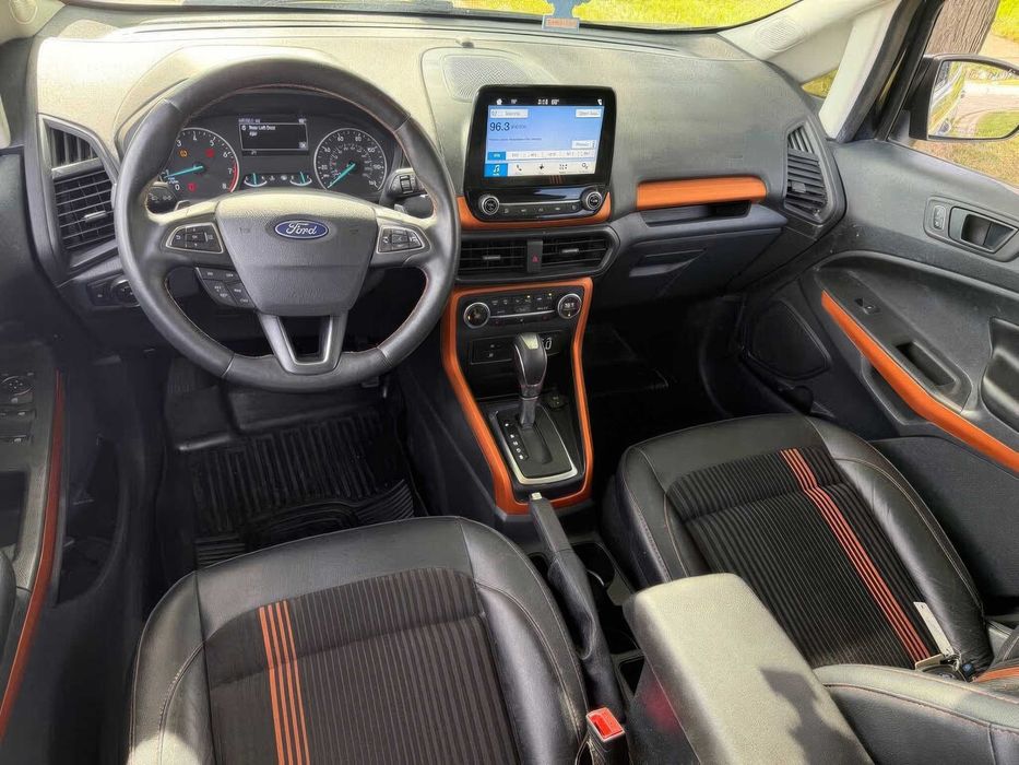 Ford EcoSport SES      2018