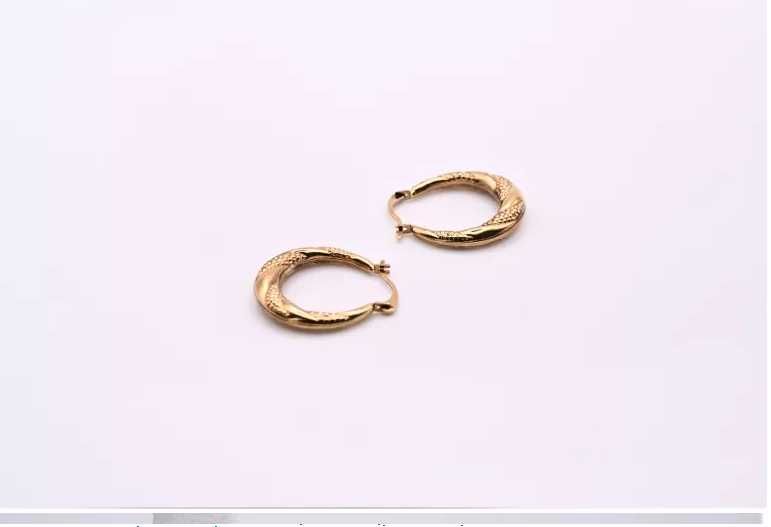 ZB347 Ciekawe, wygodne i lekkie kolczyki kółeczka 375 ze wzorkiem