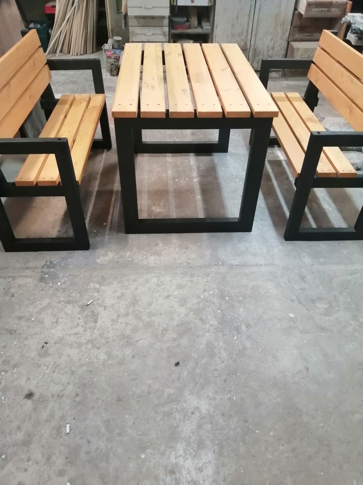 Stół, meble ogrodowe