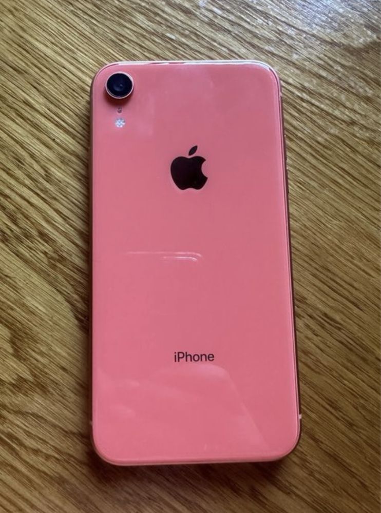 Продам iPhone XR 256