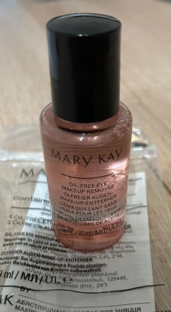 Mini plyn do Demakijażu Oczu Mary Kay