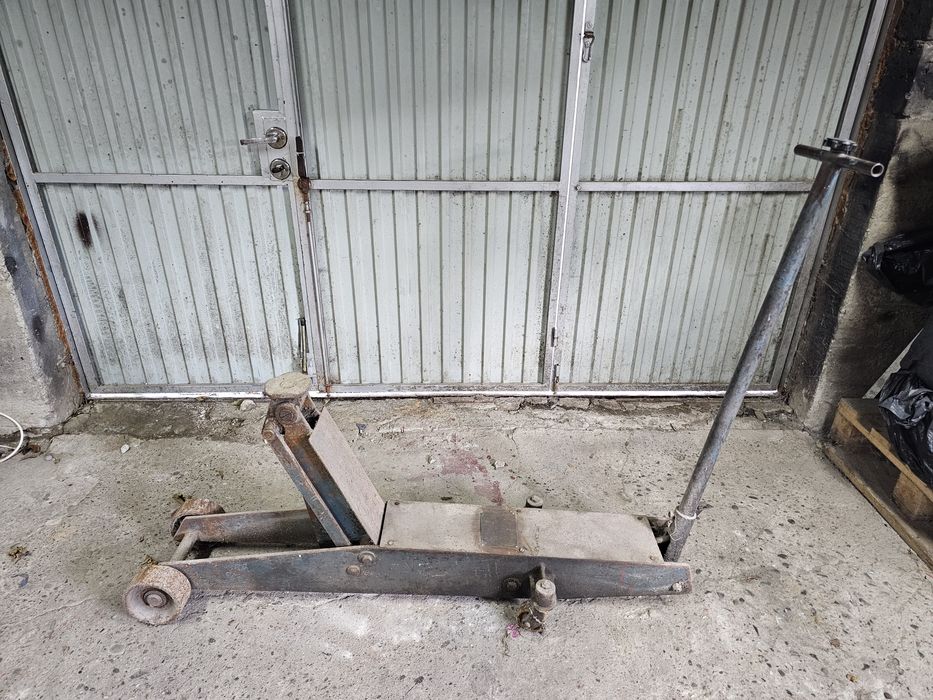 Podnośnik hydrauliczny żaba