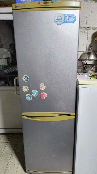 Продам холодильник LG   No Frost