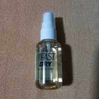 Avon Fast Dry spray przyspieszający wysychanie lakieru