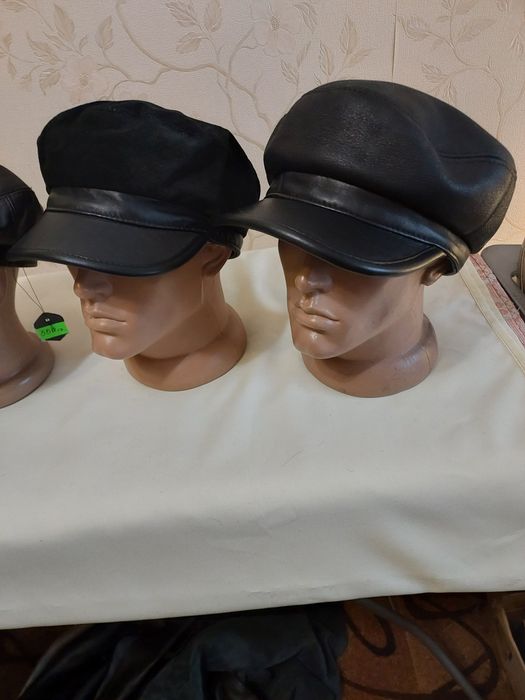 Распродажа новых капитанок из натуральной кожи и меха.