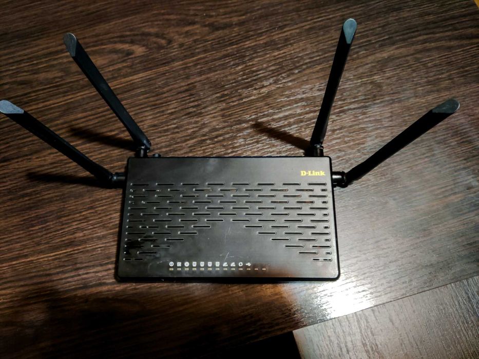 Маршрутизатор D-Link DIR-825/GF